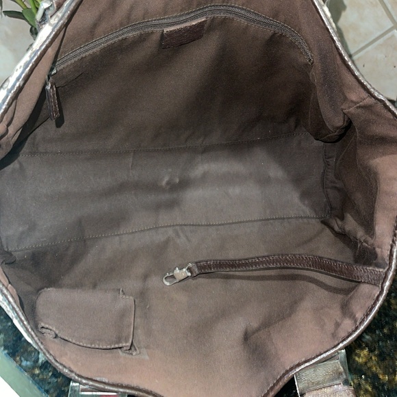 Authentic Gucci vintage tote - Picture 13 of 17